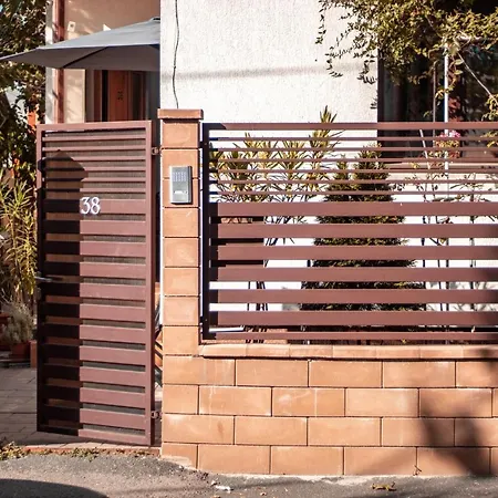 Victor 38 Апартаменти *