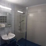 Victor 38 * Бухарест