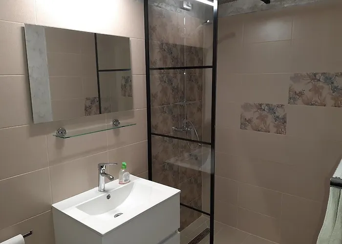 Victor 38 アパート ブカレスト